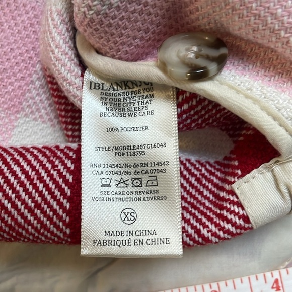 Blank NYC Women's cropped shacket jacket XS Pink Red white plaid NWT - Picture 9 of 11